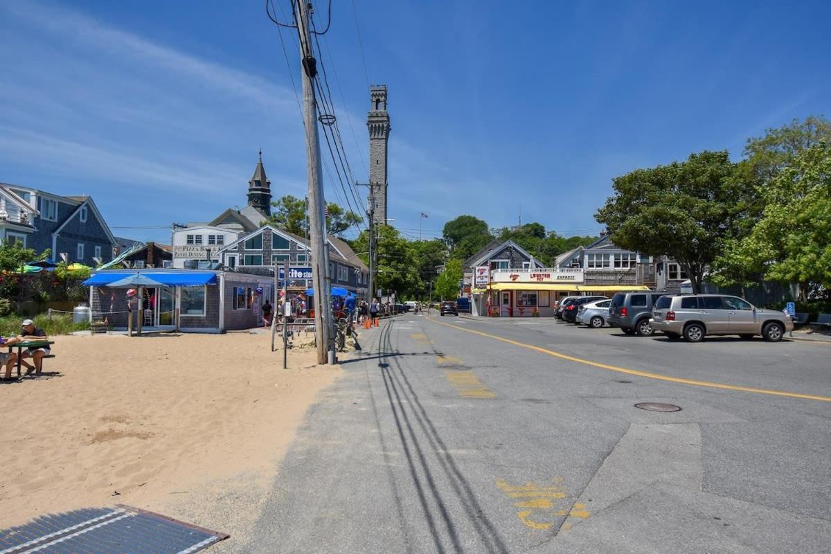 Center Of Town Steps Away Private Deck Appartement Provincetown Buitenkant foto