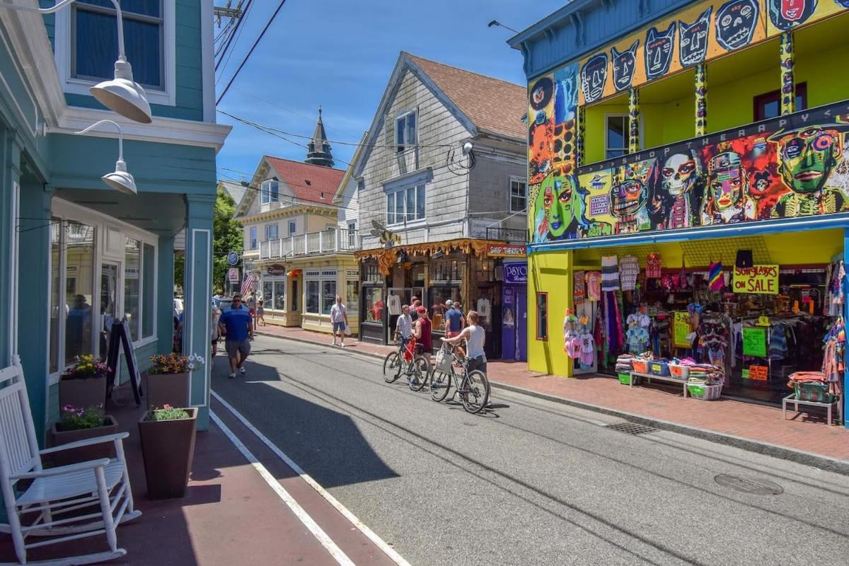 Center Of Town Steps Away Private Deck Appartement Provincetown Buitenkant foto